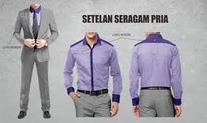 Krah baju berwarna putih, lengan panjang putih dengan manset hitam. Koleksi Model Kemeja Kantor Pria Keren