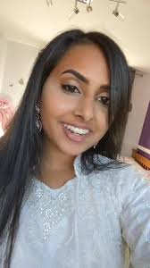 Helen Rose Abraham (@helenabraham_)