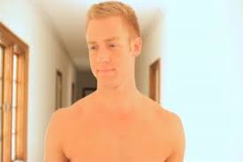 A woman becomes very curious about one of her psychiatrist husband's inmates, a man who was found guilty in the murder and disfigurement of his. Royal At Gay Fuck Tv