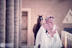 مقفي explore ياقلب لا تطرد من النـاس مقفـي خله عسى flickr
