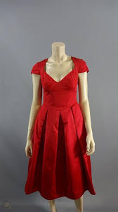 Actress talks rom coms, me before. Me Before You Louisa Clark Emilia Clarke Screen Worn Dress Ch 26b Sc 92 95 1818682687