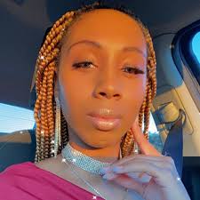 Hey 👋 Fanilows 🥰 Just want to shout out to our 17 year old daughter  Alisha Palmowski who discovered Barry's 🎵 less than a year ago and quickly  became obsessed. 💖 Myself,