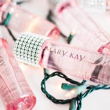 Almay oil free gentle makeup eraser sticks, makeup remover cotton swabs with aloe, hypoallergenic, cruelty free, fragrance free, dermatologist ophthalmologist tested, 24 count. Marykay Oil Free Eye Makeup Remover Looks Even Better When You Add A Little Holiday Bling H Oil Free Eye Makeup Remover Eye Makeup Remover Mary Kay Cosmetics
