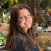 Mary Chiarello's Instagram, Twitter & Facebook