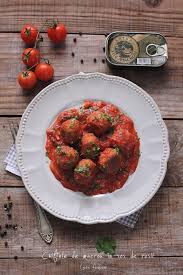 Chiftelutele marinate erau marea mea pasiune in copilarie si adolescenta. Chiftele De Macrou In Sos De Rosii Retete Culinare Laura Adamache
