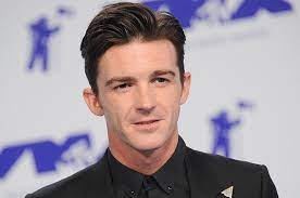 Drake & josh without drake bell. Drake Bell Charged With Attempted Child Endangerment Channel