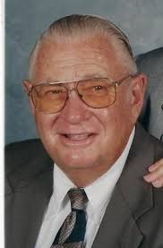 Lloyd Dooley's Instagram, Twitter & Facebook