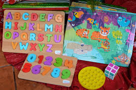 Choose from contactless same day delivery, drive up and more. Chuckle And Roar The Best Learning Travel Toys For Kids Mommy S Fabulous Finds
