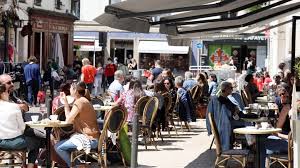 Depuis le lundi 12 avril, toutes les personnes de 55 ans et plus peuvent se faire vacciner restrictions de voyage. Ijhptbtej0x1tm