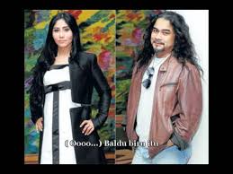 Kunci chord gitar dan lirik lagu disaat kau harus memilih pance pondaag. Baldu Biru Ella Ft Awie Wmv Chords Chordify