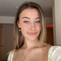 Lucy Rowe's Instagram, Twitter & Facebook