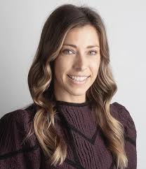 Alicia Norris's Instagram, Twitter & Facebook