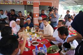 Kito turun di siko sajo. Portal Rasmi Pdt Sepang Program Turun Padang Yab Dato Menteri Besar Selangor Ke Mukim Dengkil Daerah Sepang