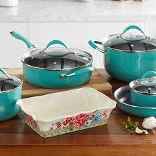 Now, there is another player in the market and the pioneer woman cookware set review below will allow us to take a closer look at this later entrant. Brighten Your Day Giveaway 2 New Pw Cookware Sets