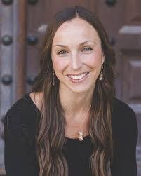 Jacqueline Robertson's Instagram, Twitter & Facebook