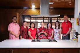 Box gp 2288 accra, ghana. U S Embassy Kl On Twitter 1 This Year The Staff Of The U S Embassy In Kuala Lumpur Is Honoring The Malaysian Tradition By Making Kuihbakul Or Niangao A Special New Year Dessert