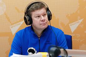 «если бы семенович захотела остаться в фигурном катании, то отрезала бы сиськи». Gubernieva Zastali Za Poceluyami S Semenovich Novosti Tv Centr
