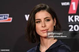 4 285 Lena Singer Stock Photos, High-Res Pictures, and Images