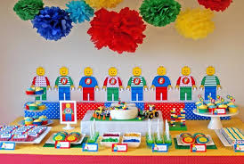 Deko Kindergeburtstag Basteln Jungen Papier Lego Geburtstagsfeier Ideen Lego Geburtstagsparty Geburtstagsfeier