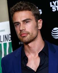 Theo James (@theojamesit) • Instagram photos and videos