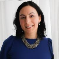 700+ perfiles de «Adel»