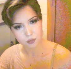 Cancer ascendant and their physical appearance the natives of cancer ascendants are usually lacking sharp or clear cut features. Do You Think You Physically Look More Like Your Sun Sign Or Your Rising Sign Astrology