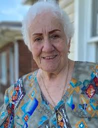 Obituary for Emilia "Belia" Gonzalez de Guillen