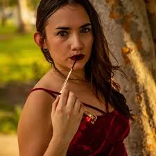 LiNZeLLe (@linzellebelle) • Instagram photos and videos