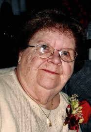 Amelia Garrett's Instagram, Twitter & Facebook