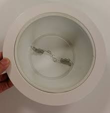 Low voltage 4 recessed lighting oversize baffle trim for goofs with adjustable white stepped baffle and white goof trim ring for 4 low voltage recessed lighting housings and mr16 bulbs. Plastic White Light Trim Ring Recessed Can 6 Inch Over Size Oversized Lighting Fixture Od 7 7 8 Inches Id 5 7 8 Inches No Mounting Hardware Springs Or Baffle Included Walmart Com Walmart Com