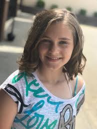 Kendall Collins's Instagram, Twitter & Facebook