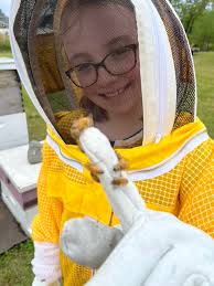 So great young people want to learn about beekeeping!
