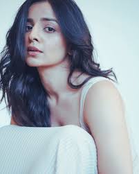 Carol Anderson sings Crystal Gayle's Don't it make my Brown eyes Blue