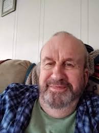 I'm single looking for a partner ❤️❤️ I know that I am already an older  woman, and that I may not be as attractive as before, but if someone wants  to meet