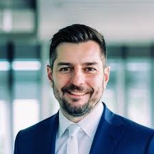 Derek Telles's Instagram, Twitter & Facebook