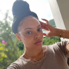 Irie Dee (@irie.dee) • Instagram photos and videos