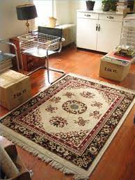 The Best Way To Clean Area Rugs Ehow Cleaning Area Rugs Cleaning Inspiration How To Clean Carpet