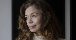 Lotta Lundgren på sjukhus i månader