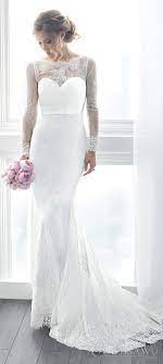 Lace bodice, tulle, long sleeve wedding dress, beach wedding gown, flowing wedding dress, boho wedding dress, sweetheart bodice, low back. Christina Wu Spring 2017 Bridal Trends That Will Make You Swoon Wedding Inspirasi Christina Wu Wedding Dress Wedding Dresses Lace Winter Wedding Dress