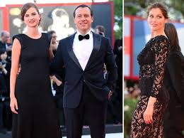 La separazione, anche se io e laetitia non. Da Riccardo Scamarcio Ad Angelina Jolie Quando Il Partner Somiglia All Ex Corriere It