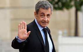 He is conservative by french standards, and thus loved by american conservatives, despite being far to their left on many issues, including civil unions, affirmative action. Nicolas Sarkozy E Condenado A 3 Anos De Prisao Na Franca Mundo G1