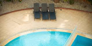 Atp Conseil Expert Piscine A Pierrelatte Drome