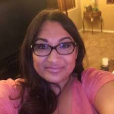 Becky Guzman (rebecka33)