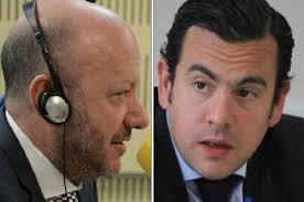 Para unirse al homenaje semana publica un perfil del periodista que fue la carátula de esta revista en el 2002. Julio Sanchez Cristo Debate Con Rodrigo Lara En W Radio