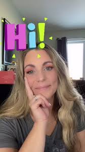 Just say HI 🙋‍♀️ #fypシ #womensupportingwomen #over40club #canadagirl  #canadiangirl #sayhi