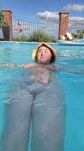 Isla Moon Floaties | PornX