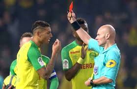 Lumina dimineţii @ promenade des anglais, nice, franţa. Video Imagini Uluitoare Din FranÅ£a Ce A Putut Face Arbitrul Rapid Bucuresti