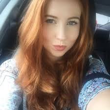 Danielle Collins (@Slightly_Ginger)