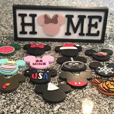 Interchangeable Mouse Head Home Sign Home Seasonal Etsy Disney Kitchen Decor Disney Home Decor Disney Decor