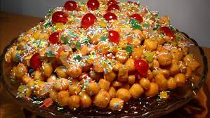 Disponete pian piano gli struffoli. Struffoli La Ricetta Originale Passo Per Passo